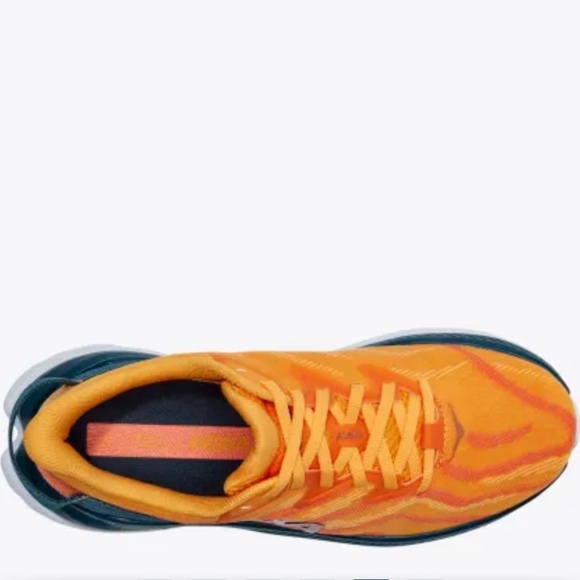 Hoka women’s Mach Supersonic sneaker NWOT - Picture 3 of 7